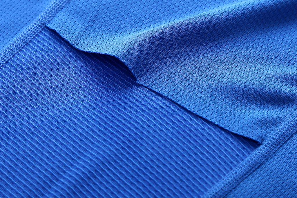 修身運(yùn)動短袖 舒適透氣跑步訓(xùn)練速干T恤細(xì)節(jié)展示