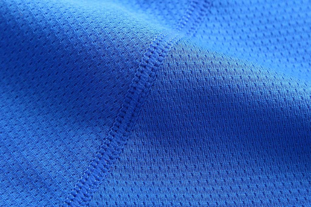 修身運(yùn)動短袖 舒適透氣跑步訓(xùn)練速干T恤細(xì)節(jié)展示