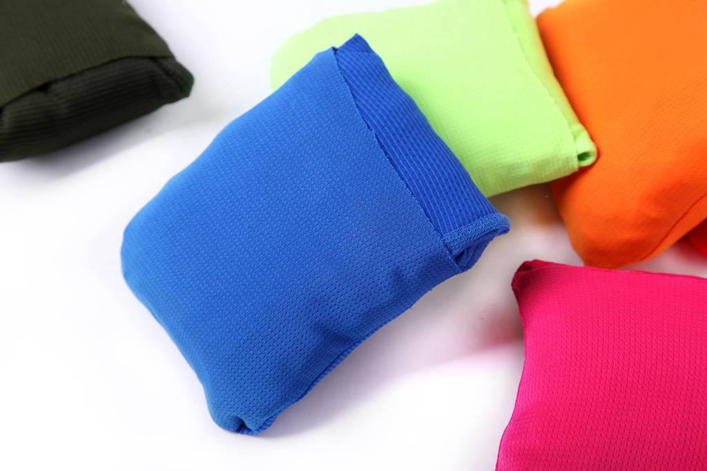 修身運(yùn)動短袖 舒適透氣跑步訓(xùn)練速干T恤細(xì)節(jié)展示