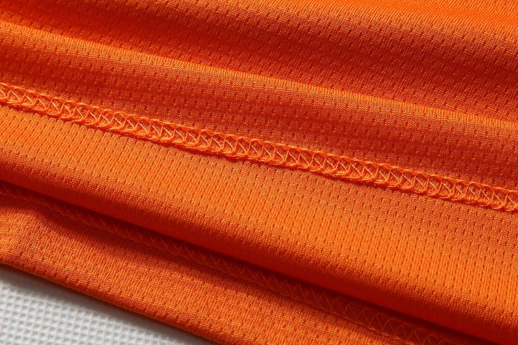 修身運(yùn)動短袖 舒適透氣跑步訓(xùn)練速干T恤細(xì)節(jié)展示