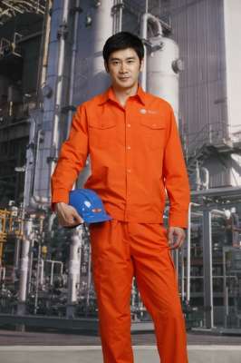 工作服現貨與定做的區別?