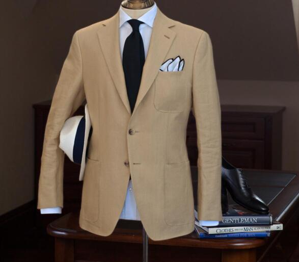 裁剪定制襯衫的時(shí)候，有哪些要注意的事項(xiàng)？